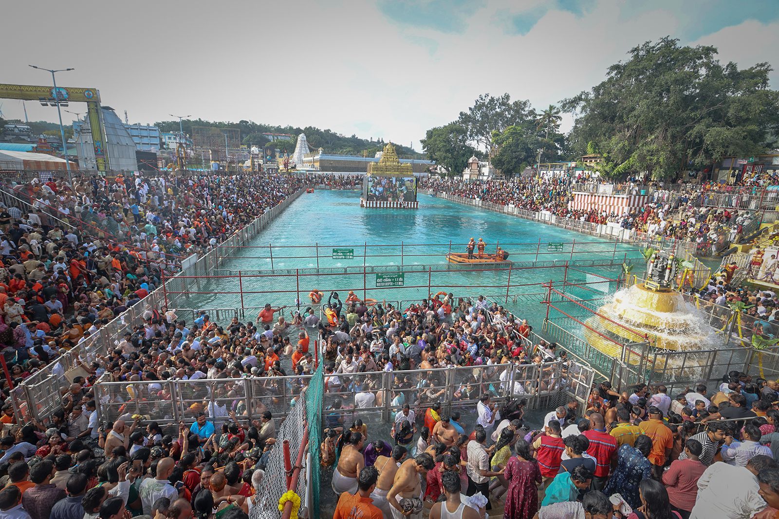 Navaratri Brahmotsavams culminates with Chakrasnanam